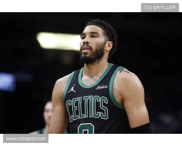 塔图姆挡拆拉开空间提升得分效率，领先同位置核心一筹